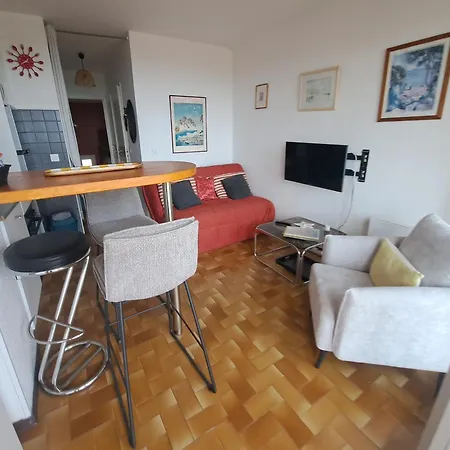 Appartement Barcares Au Village Vue Splendide Renove Parking Piscine 2 Adultes 2 Enfants Le Barcarès