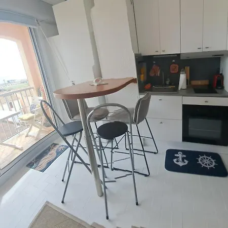 Coeur De Village Au Barcares Vue Mer Exceptionnelle Studio 4 Couchages Piscine Parking Libre 29 Aout Au 30 Septembre Apartament *